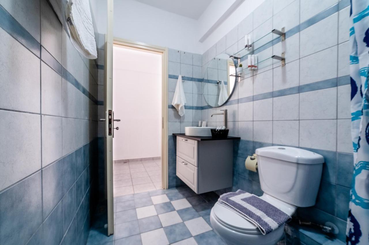 Отель Azzurro Palairos Экстерьер фото